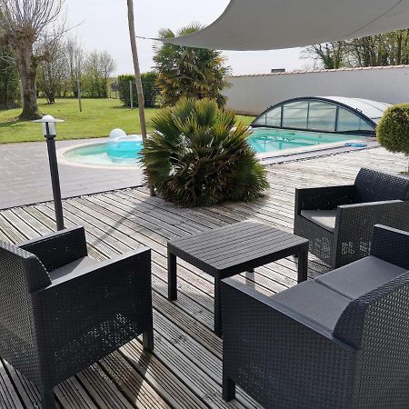 Maison De Campagne Proche Des Plages Saint-Romain-de-Benet Exterior foto