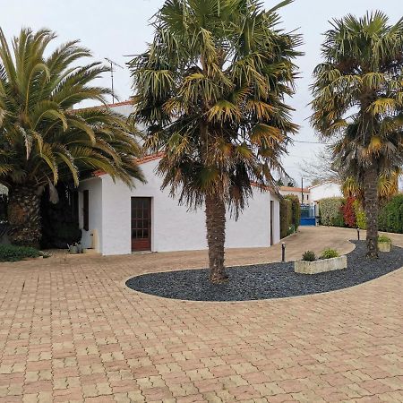 Maison De Campagne Proche Des Plages Saint-Romain-de-Benet Exterior foto